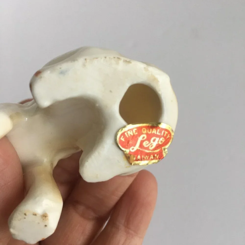 Vintage Dog Figurine Statue - White Standard or Mini Miniature Poodle‎